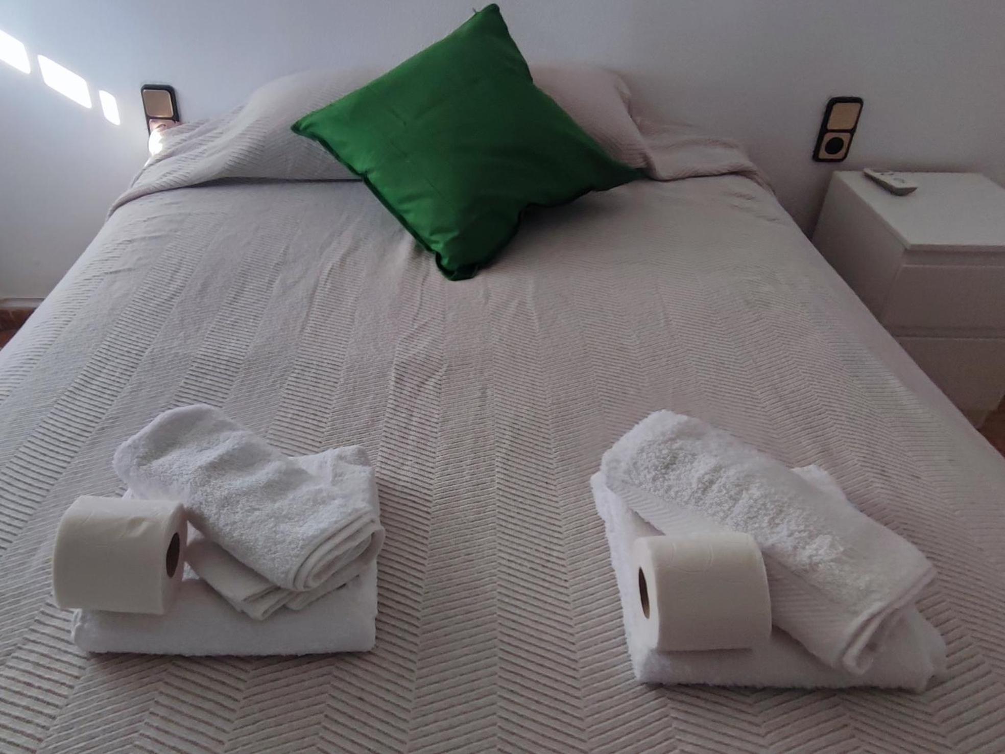 Oromana Loft Apartment Alcalá de Guadaira Екстериор снимка