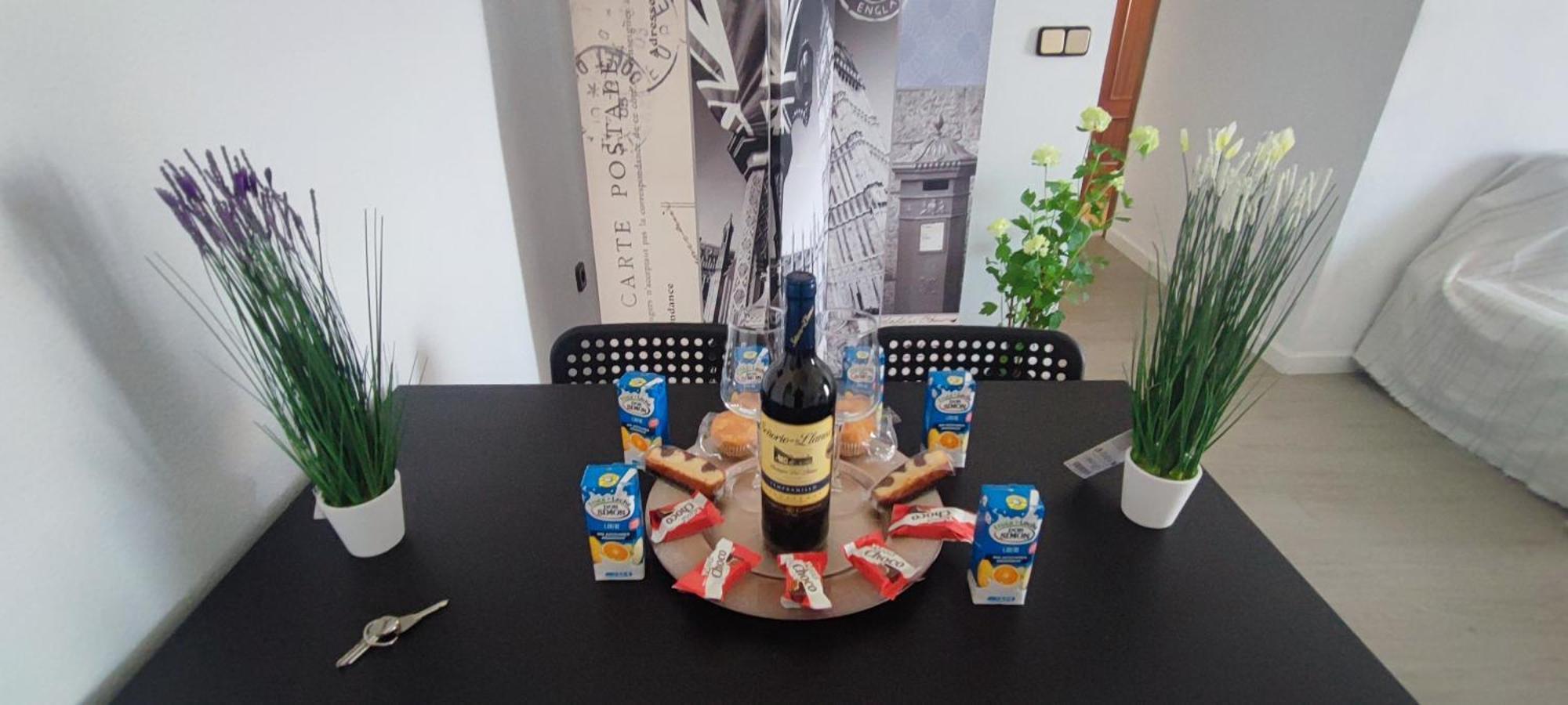 Oromana Loft Apartment Alcalá de Guadaira Екстериор снимка